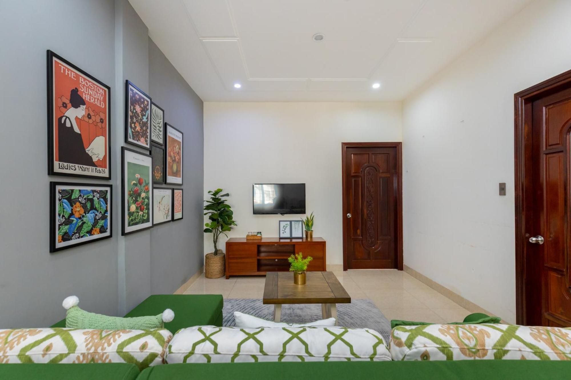 Prague Hotel Vung Tau Exterior photo